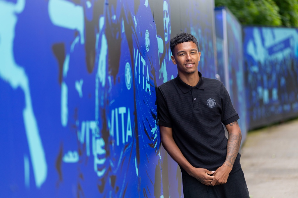 Stockport County new signing Kyron Gordon