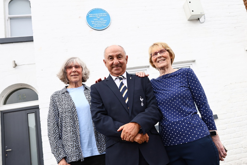 Bill Nicholson plaque unveiling ceremony, Scarborough