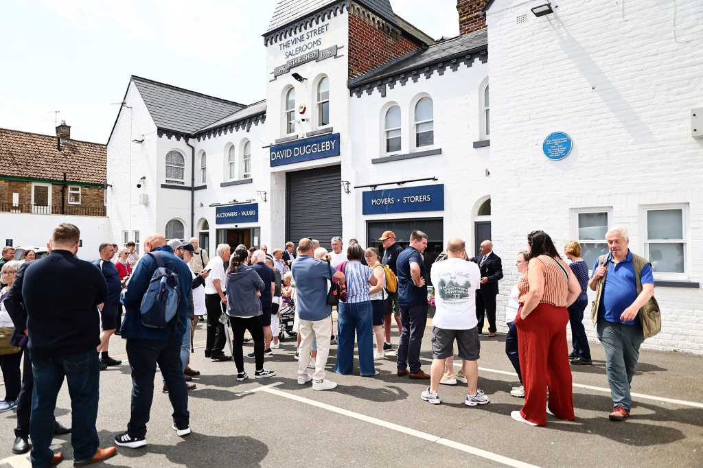 Bill Nicholson plaque unveiling ceremony, Scarborough