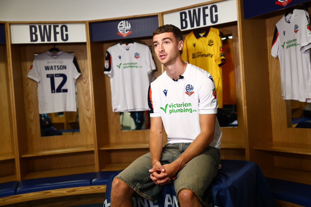 Lewis Brunt Bolton Wanderers signing photography