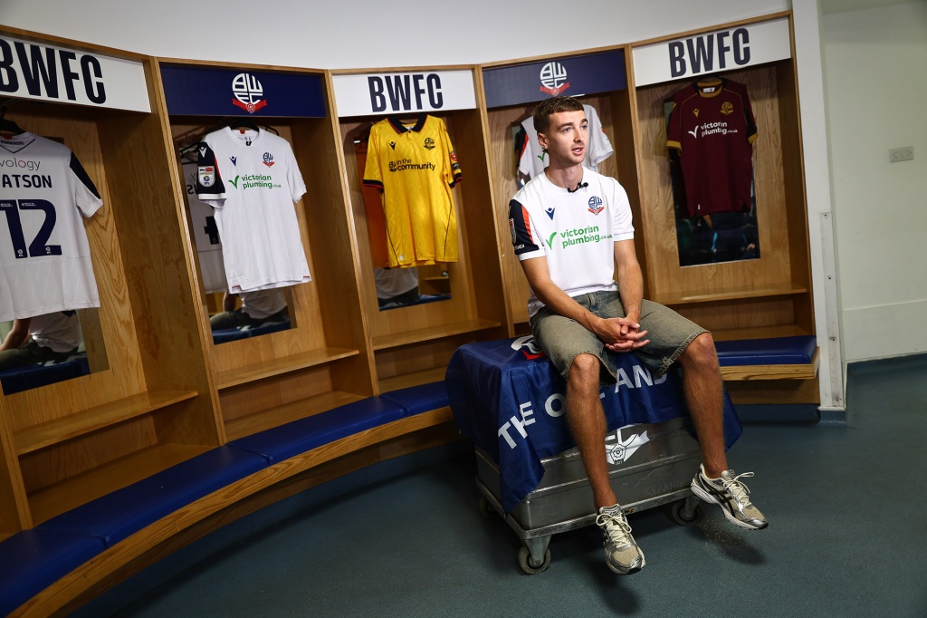 Lewis Brunt Bolton Wanderers signing photography